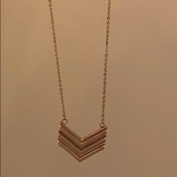 Necklace 🏹 - Picture 2 of 2